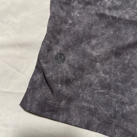 Lululemon T.H.E. 9” Short - Picture 3 of 5